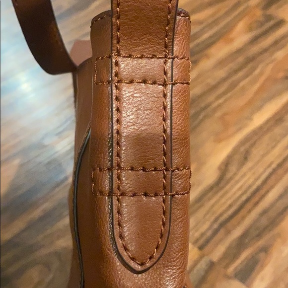 Frye leather side pocket hobo, NWT - Picture 9 of 12